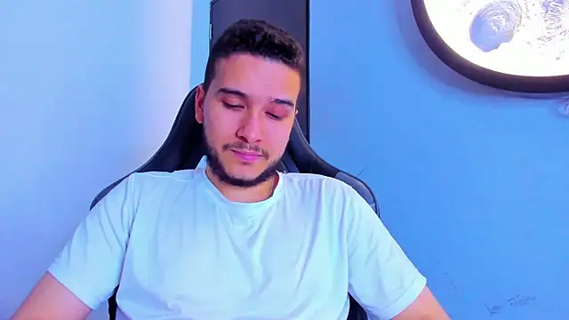 mike_257 webcam
