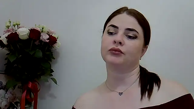 Darkroseq live cam on StripChat