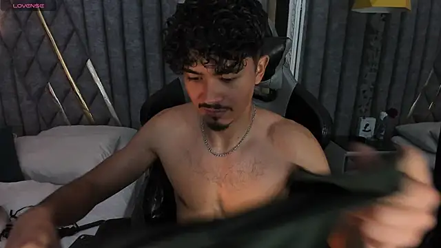 Isesashnc19 - Male webcam sex chat