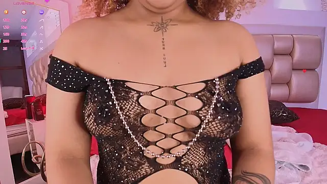 Starlights live cam on StripChat