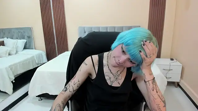 Bela_Craxkerr live cam on StripChat
