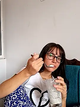 sara_cute_so webcam