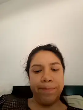 Aila_Phone webcam