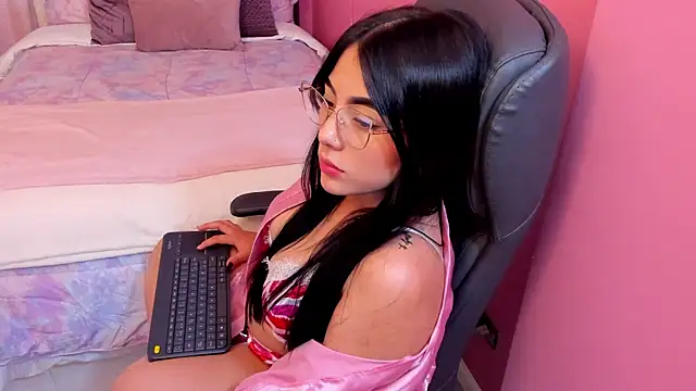 LeslieVenet webcam