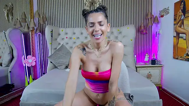 PlayfulShow webcam