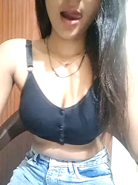 Teri_lella Live Webcam on Stripchat
