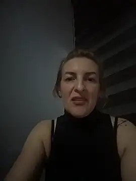 Hot-Milf4U webcam
