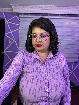 MiiaaJoness