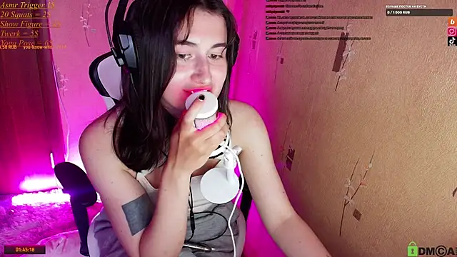 KristinaScott webcam