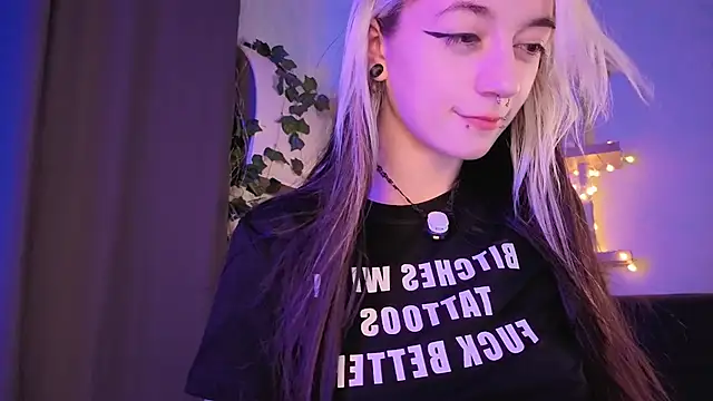TristaRoht live cam on StripChat