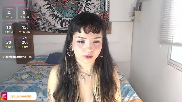 Margarita999 live cam on StripChat
