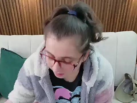 feelena_mysoull live cam on StripChat