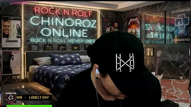 chino_roz live cam on StripChat