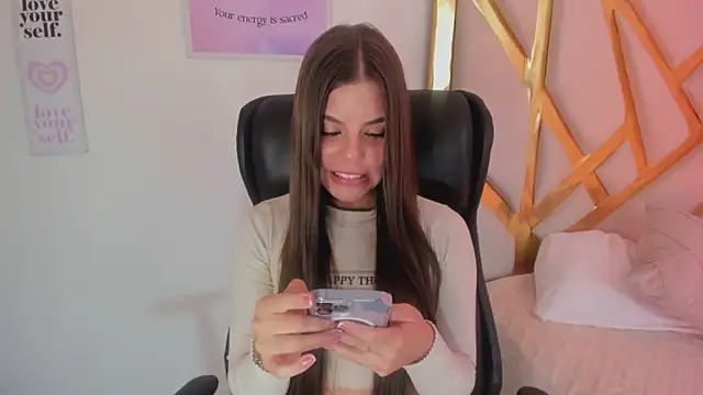 LanaJones_ webcam