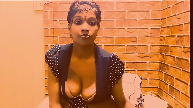 Fuckable_Nasty_MILF live cam on StripChat