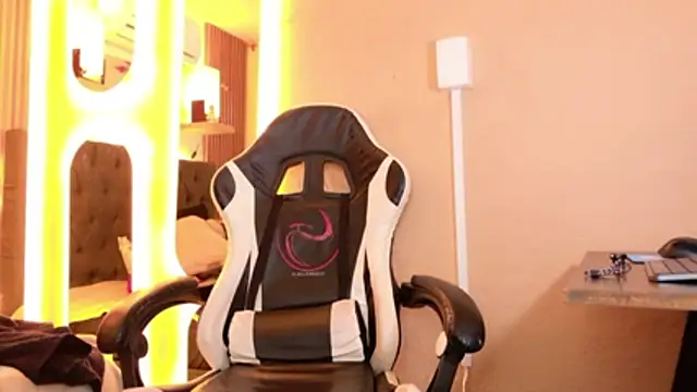 Veronicajhonsonn webcam