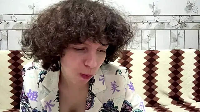 Nikatyanxx webcam