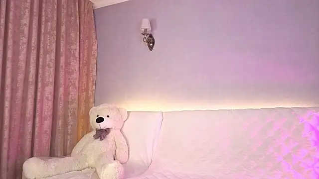 Ellijoys live cam on StripChat