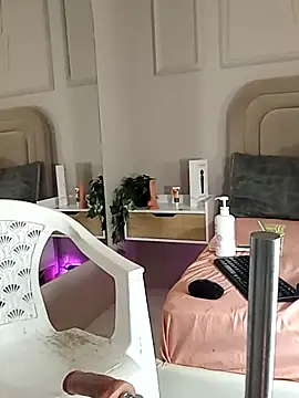 liastarkk - Liastarkk's free webcam - UK Sex Cams