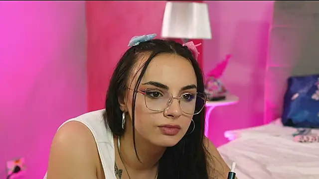 ScarletVex live cam on StripChat