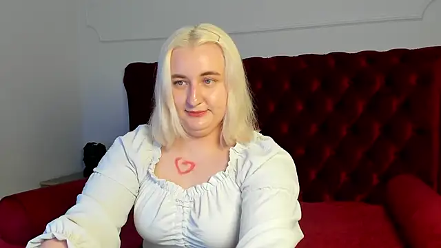 LioraArdyn live cam on StripChat