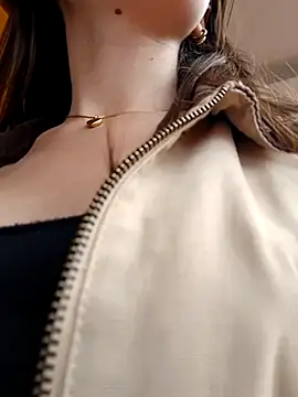 _Isabella-7 webcam