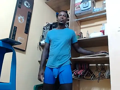 kurtbigcock live cam on StripChat