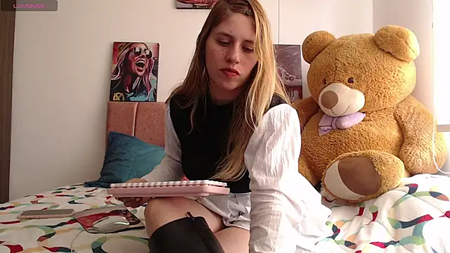 thamarajane live cam on StripChat