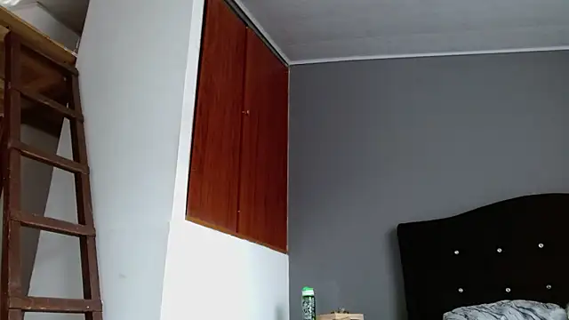 Emilia_1995 webcam