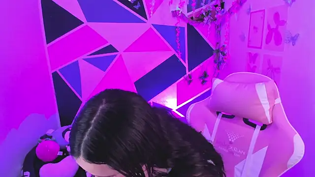 little_emma0 webcam