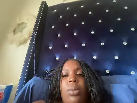 Midnght_Tease977 webcam