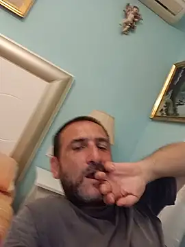 DanTrov79 live cam on StripChat