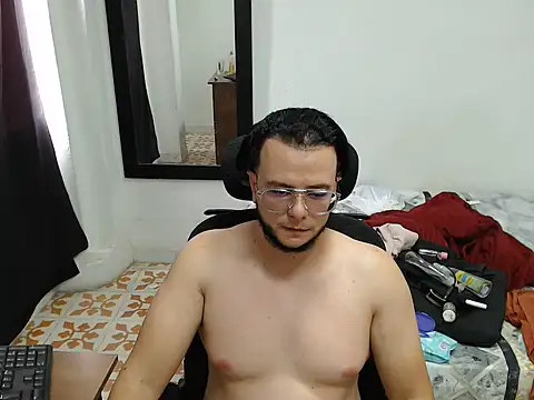 Funday99 live cam on StripChat
