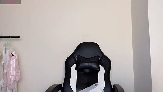 aibaba_888 webcam