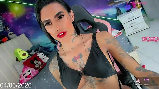 Nella_Dolls webcam