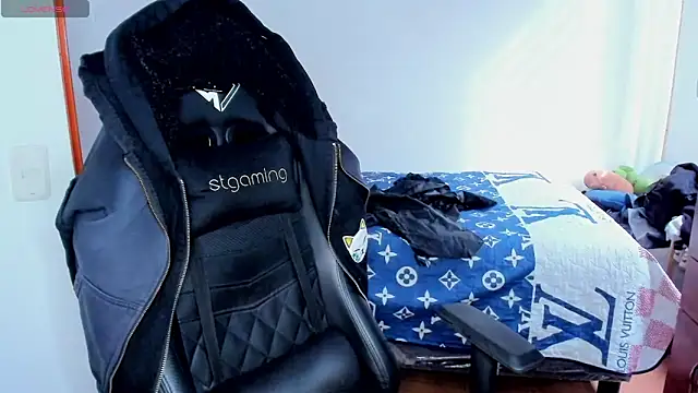 Tommy_Bred webcam