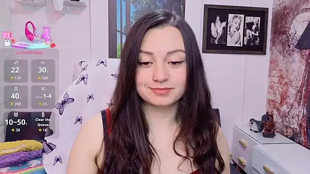 Eva_Roussell