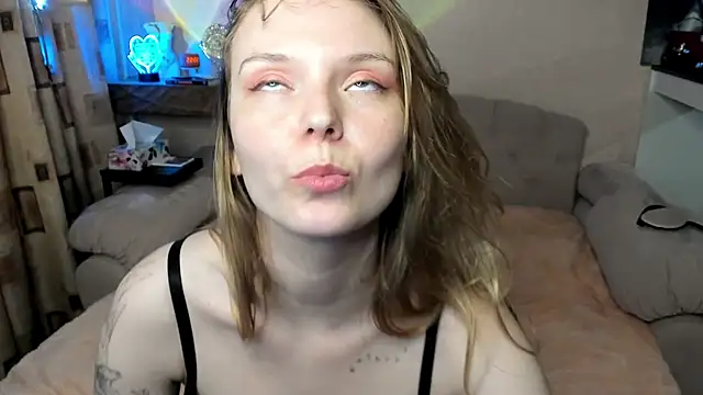 vivian_davis - Vivian_Davis's free webcam - UK Sex Cams