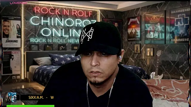 chino_roz live cam on StripChat