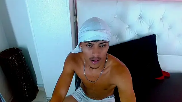 Angel_foxc13