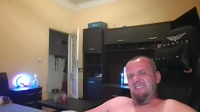 MrWhitePL