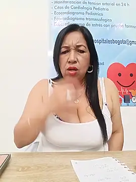 Catalina--14 live cam on StripChat