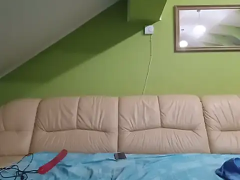 milfhot44 live cam on StripChat