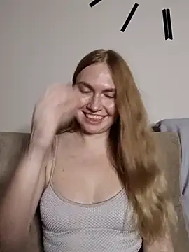 KisaVixen live cam on StripChat