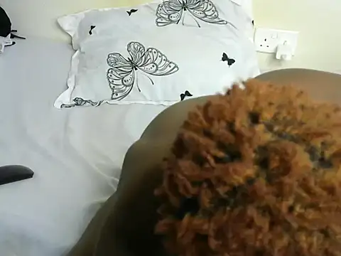 sexy_creamer2 live cam on StripChat