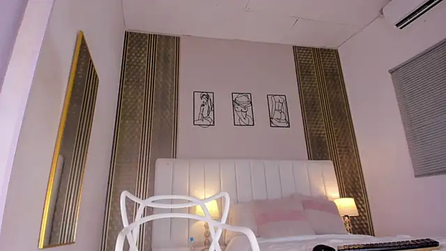 hannah__stp live cam on StripChat