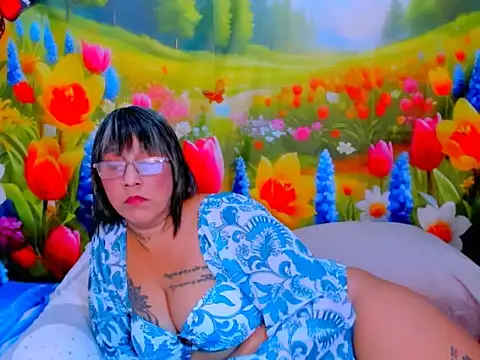 indianroxy webcam