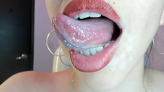 Katty_mouth