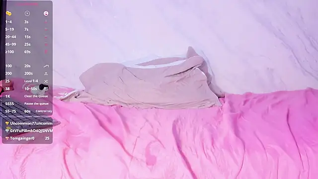 Monika-Ruiz webcam