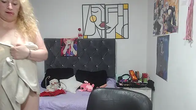 emperabigbootybigass - Emperabigbootybigass's free webcam - UK Sex Cams